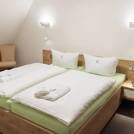 Kauperhof * 布尔格