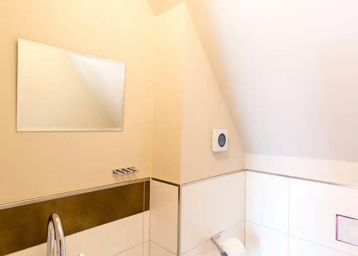 Kauperhof * بورغ